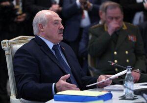 Lukashenko: «Ucrania debe negociar con Rusia o será totalmente destruida»