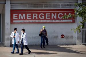 Médicos alertan de un aumento de casos de fiebre tifoidea en Venezuela
