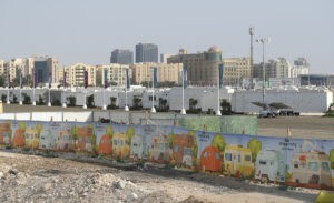 Mundial 2022 Qatar: La srdida ciudad de las caravanas del Mundial: 230 euros la noche en un descampado entre tierra, piedras y sin nevera