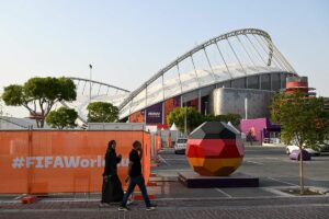 Mundial de Fútbol 2022: El embajador del Mundial de Qatar califica la homosexualidad de "daño mental"
