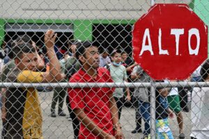 Panamá inaugura nueva estación para recepción temporal de migrantes