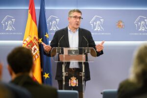 Patxi López sostiene que el PSOE no es un partido "de pensamiento único" tras las críticas de Page y Lambán