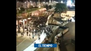 Personas intentan entrar a la fuerza a concierto de Bad Bunny en Bogotá - Música y Libros - Cultura