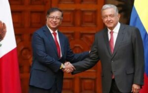 Presidentes de México y Colombia abordan tema migratorio