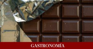 Qué son las manchas blancas que aparecen en el chocolate: ¿se puede comer?