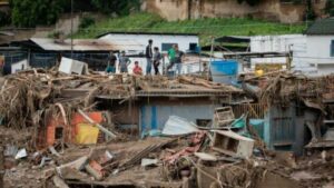 Se eleva a 92 los fallecidos a consecuencia de las lluvias en el país