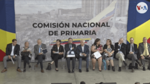 Tras encarrilar las primarias, la oposición venezolana llama a votar pese a "contexto adverso"