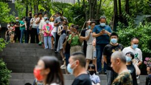 Una oleada de protestas contras las restricciones de la política 'cero Covid'se extiende por China