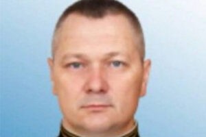 coronel aliado a Putin fue hallado muerto en su despacho