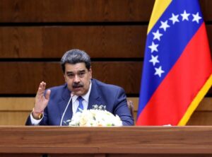 Maduro cambia de embajadora en Madrid mientras España y la UE consideran aliviar sanciones si prospera el diálogo en México
