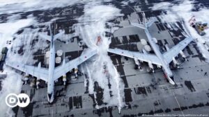 Al menos tres muertos en ataque con dron contra aeródromo en Rusia | El Mundo | DW