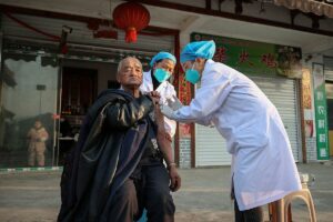As estoy pasando el Covid en China: farmacias sin paracetamol y test a domicilio