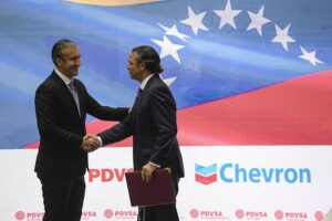 Chevron comienza a tomar el control de las plantas conjuntas con PDVSA