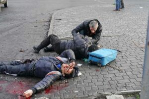 Cinco muertos y 20 heridos en bombardeo ruso en centro de ciudad ucraniana de Jersn