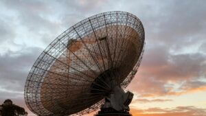 Comienza construcción del mayor radiotelescopio del mundo en Australia