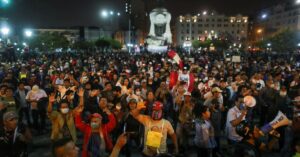 Crisis en Perú EN VIVO: represión policial y violencia durante protestas en el Cercado de Lima contra el gobierno de Dina Boluarte