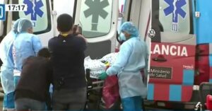 Crisis en Perú: Siete pacientes en estado crítico fueron evacuados de emergencia desde Ayacucho hasta Lima