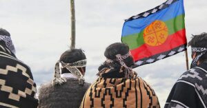 Detuvieron en el sur de Chile a un líder de la Alianza Territorial Mapuche por robo de madera