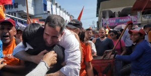 Guaidó pidió por la unidad de la nación y el regreso de las familias