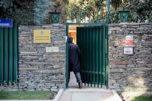 Interceptados otros tres sobres con ojos de animales en la embajada de Ucrania y en los consulados de Barcelona y Málaga
