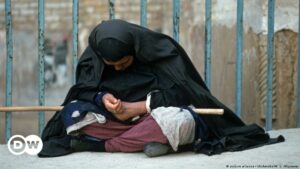 La miseria es el motor más fuerte del descontento de las masas en Irán | El Mundo | DW