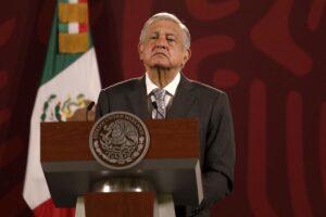 López Obrador vuelve a criticar a España un día después de la visita de cinco ministros españoles a México