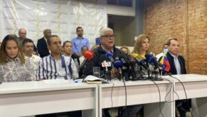 Marquina anuncia mayoría para cesar gobierno interino de Guaidó