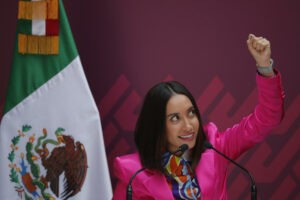 México puede ser potencia en la industria espacial: Katya Echazarreta