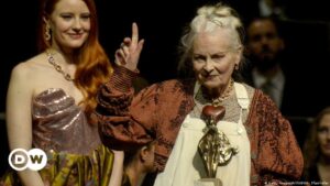 Muere la diseñadora de moda británica Vivienne Westwood a los 81 años | El Mundo | DW