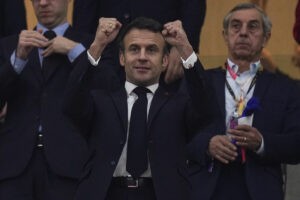 Mundial 2022 Qatar: Macron, la tercera estrella de la final de Lusail, acude sin Benzema y bajo el impacto del 'Qatargate'