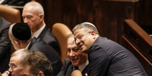 Netanyahu regresa al frente de un Gobierno que apuesta por la anexión de Cisjordania