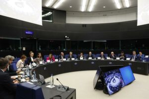 Parlamento Europeo destituye a Eva Kaili de la vicepresidencia