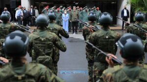 Presidente Maduro ordena mantener el combate contra los grupos Tancol - Yvke Mundial