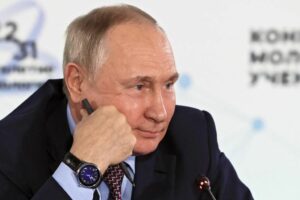 Rusia avisa del "enorme" riesgo de que un choque entre potencias atmicas degenere en una guerra nuclear