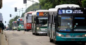 Subtes con servicio limitado, cortes de calles y desvío de colectivos: cómo funcionará el transporte en CABA por la final del Mundial