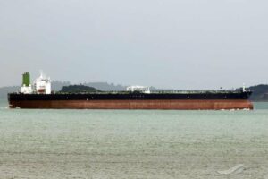 Tanquero iraní llega a aguas venezolanas con 2 millones de barriles de petróleo