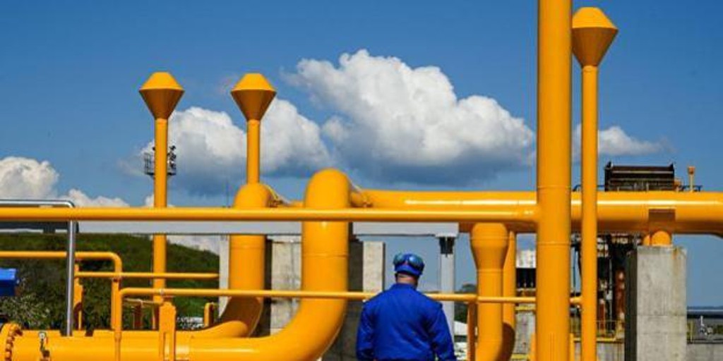 Ucrania cree que el tope al precio del petróleo hundirá la economía rusa pero lo ve insuficiente