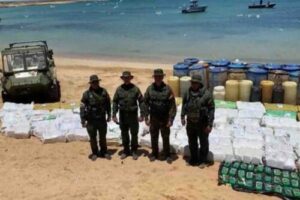 Venezuela incauta más de una tonelada de marihuana en aguas de Martinica