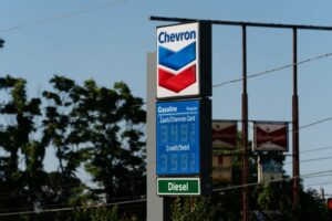 Venezuela asigna tercer cargamento de petróleo a Chevron bajo licencia de EE. UU. – SuNoticiero