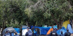 Al menos 1.200 detenidos tras desmontar la acampada de afines a Bolsonaro desde la que se gestó el ataque a la democracia