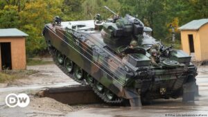 Alemania ofrece carros blindados y sistema de defensa aérea “Patriot” a Ucrania | El Mundo | DW