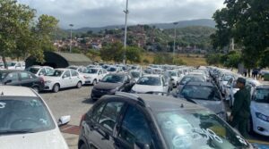 Arribaron a Venezuela 1000 vehículos SAIPA fabricados en Irán - Yvke Mundial