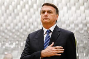 Bolsonaro niega responsabilidades en el asalto a las instituciones en Brasilia por parte de sus simpatizantes