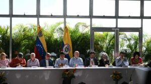 Delegaciones del ELN y el gobierno colombiano se reunirán el 18 de enero en Caracas