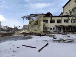Destrucción de instalaciones sanitarias en Ucrania viola el derecho internacional
