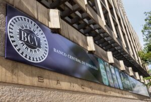 Dólar BCV inicia la semana al alza y roza los 19 bolívares