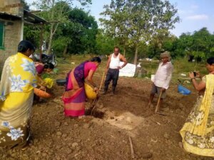 El policultivo rescata a campesinos de embates climáticos en un pueblo indio