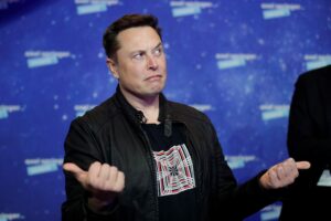 Elon Musk mira hacia cero anuncios en Twitter