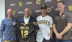 Ethan Salas el joven venezolano que firmó por $ 5,6 millones con Padres de San Diego
