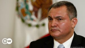 Exjefe antidrogas de México acusado de traicionar a su país y a EE.UU. | El Mundo | DW